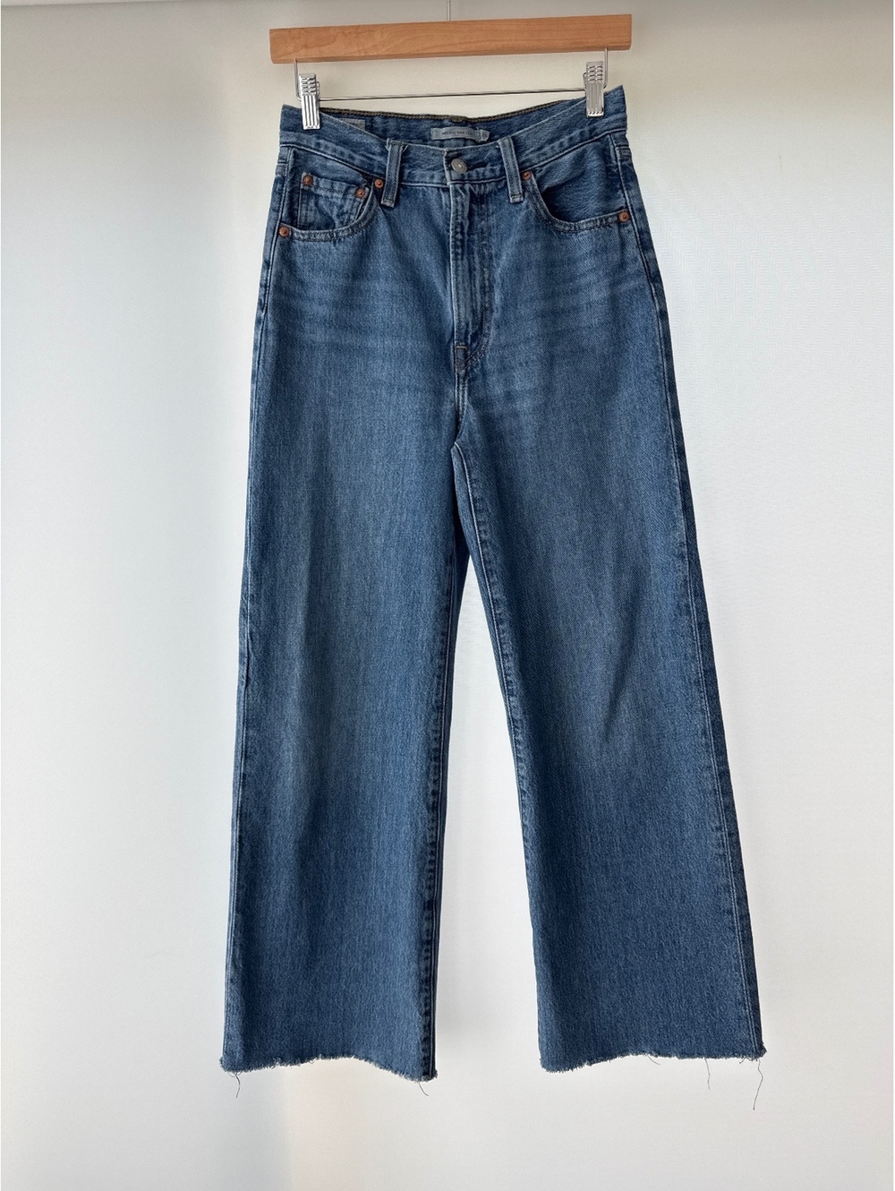 Levi’s Ribcage Wide Leg Jeans Womens 26 High Rise Medium Wash Denim 26x29
